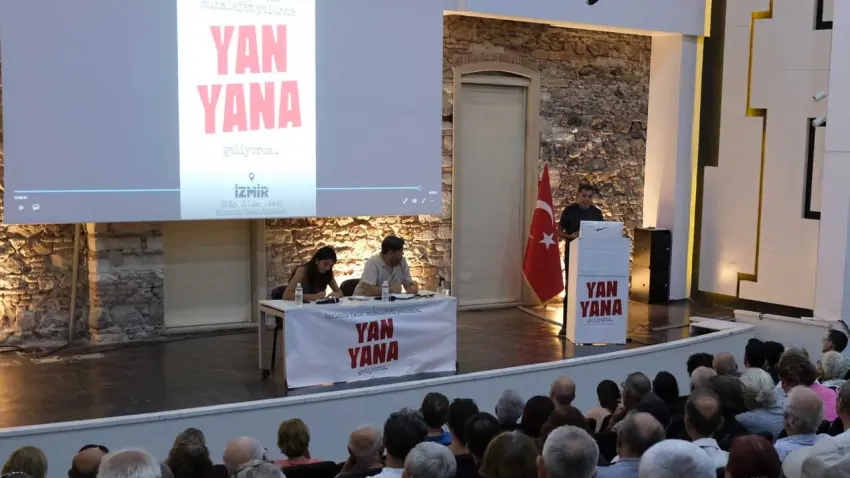 İzmir’de Yan Yana buluşması gerçekleşti: Bir araya gelmek zorundayız haberinin görseli