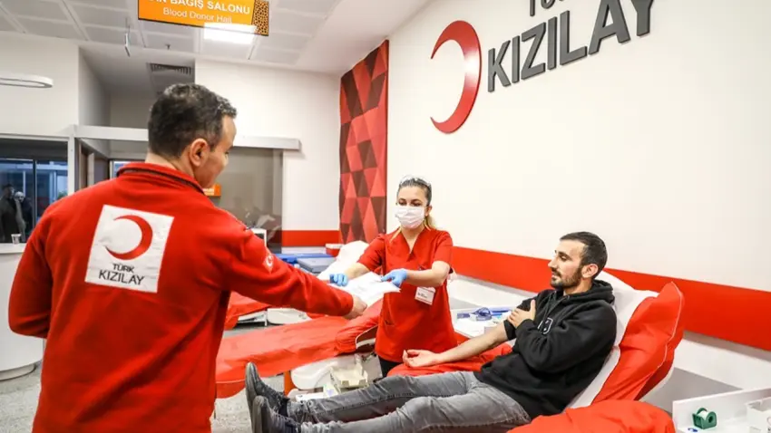 Kan bağışında gençler öne çıktı: En yüksek oran 20 yaş grubunda haberinin görseli