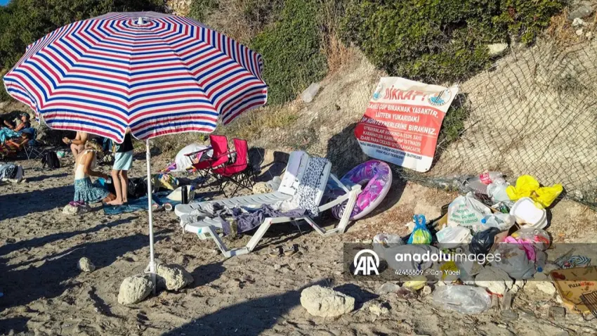 Uyarılara rağmen Pissa Koyu yaz sonunda çöplüğe döndü haberinin görseli