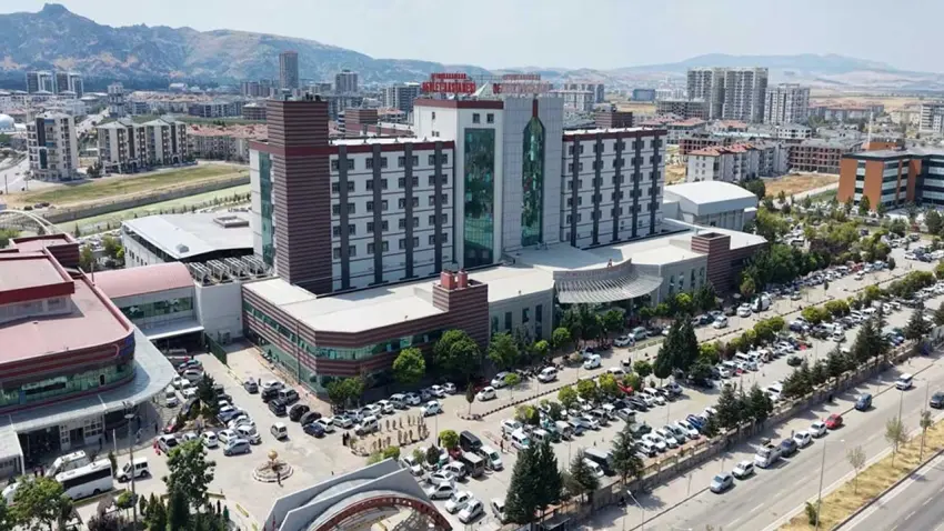 Afyonkarahisar'da 'reçeteli ilaçların yasa dışı yollarla temini' operasyonu haberinin görseli