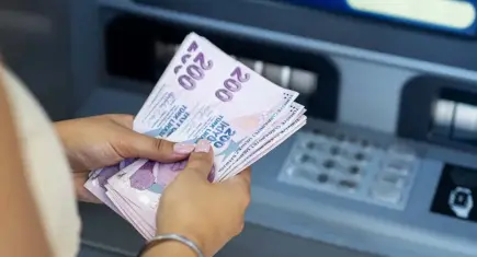 Bankalar yarışa devam ediyor! 100 bin TL’ye kadar faizsiz kredi fırsatı