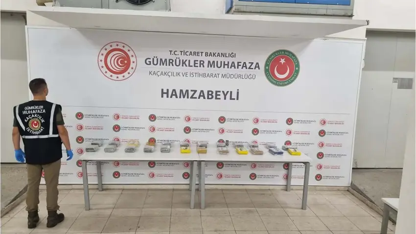 İpsala ve Hamzabeyli’de operasyonu: 174 kilo uyuşturucu ele geçirildi haberinin görseli
