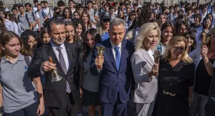 İzmir dahil 5 ilde yeni eğitim öğretim yılı heyecanı başladı