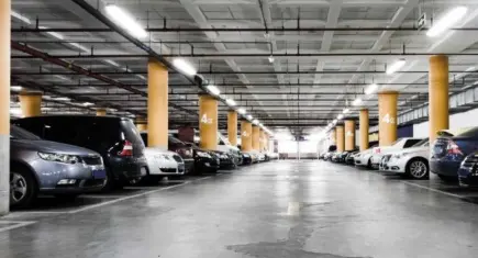 İzmir’de gazetecilere ücretsiz otopark düzenlemesi