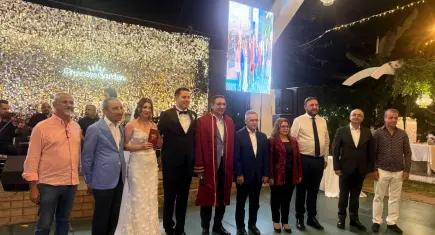 İzmir’de görkemli düğün: Güzide ve Ali Doğacan Öz dünyaevine girdi