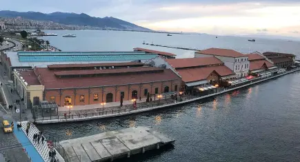 İzmir’in simge yapısı Konak Pier için dev yarış