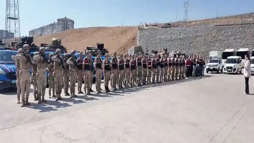  1,5 milyar liralık tefecilik operasyonu: 7 gözaltı haberinin görseli