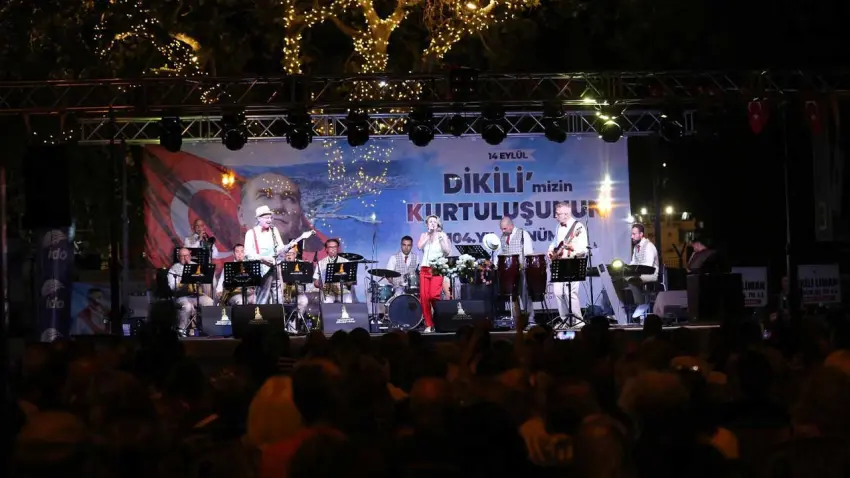 Dikili’de kurtuluşun 104. yılı coşkuyla kutlandı haberinin görseli