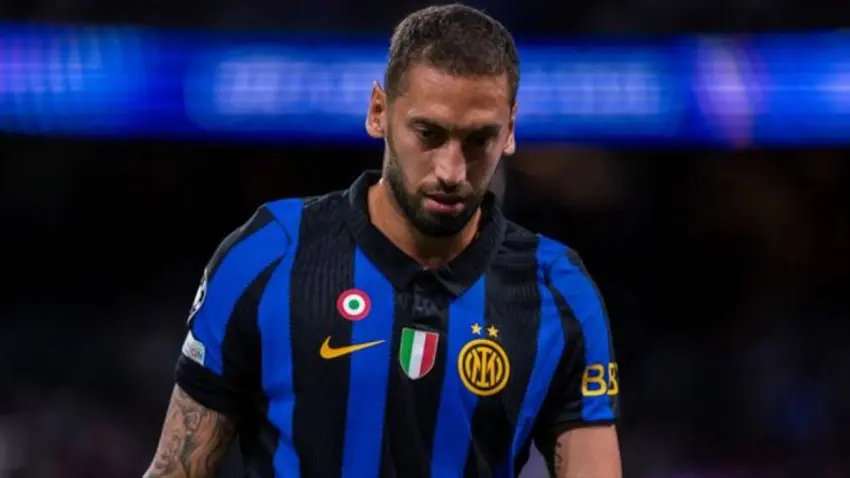 Inter'de Hakan Çalhanoğlu’ndan kötü haber: Milli futbolcu sakatlandı haberinin görseli