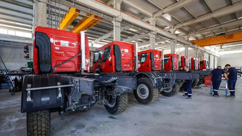 İzmir İtfaiyesi filosuna 10 yeni arazöz geliyor haberinin görseli