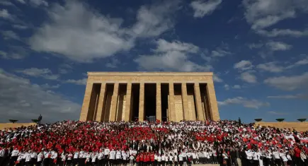 LÖSEV'den tüm Türkiye'ye Anıtkabir çağrısı