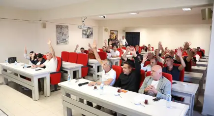 Menderes’te sağlık merkezi için olağanüstü meclis toplantısı