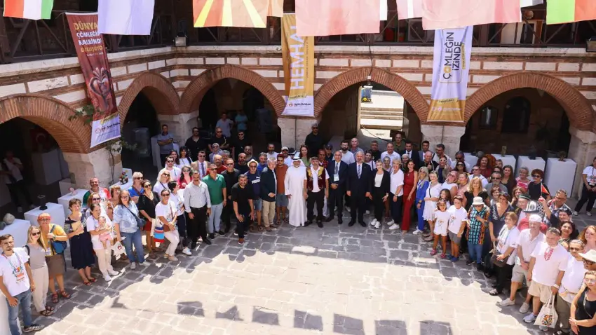 Menemen, 45 ülkeden çömlek ustalarını buluşturacak haberinin görseli