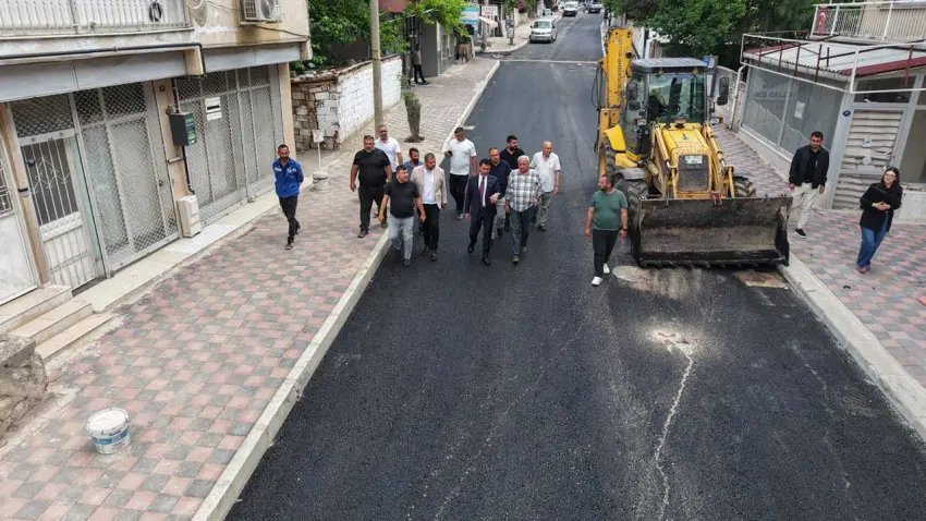 Bayraklı’da yollar yenileniyor: 25 noktada asfalt tamamlandı haberinin görseli