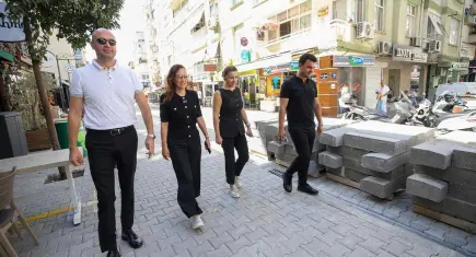 Bostanlı Cemal Bülbül Sokak’ta dönüşüm sürüyor