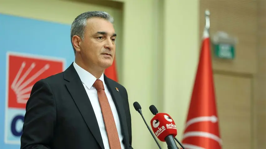 CHP Sözcüsü Sarı: Kongre ve kurultayın önünde hukuki engel kalmadı haberinin görseli