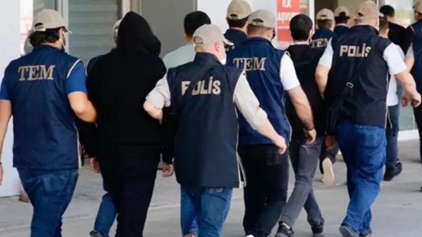 FETÖ'nün güncel yapılanmasına yönelik operasyon: 3 şüpheli gözaltında haberinin görseli