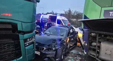 İstanbul-İzmir Otoyolu'nda can pazarı :11 yaralı