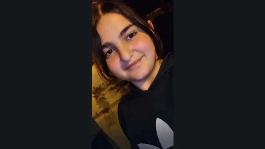 İzmir'de balkondan düşen 12 yaşındaki Elifnaz yaşamını yitirdi haberinin görseli
