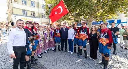 İzmir’de esnafın bayramı coşkuyla kutlandı