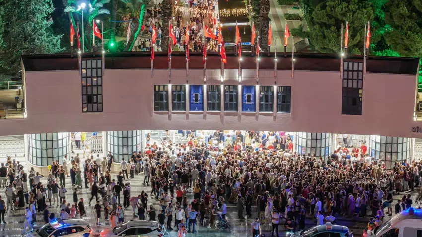 İzmir Enternasyonal Fuarı 95’inci yılında 560 bin ziyaretçiyi ağırladı haberinin görseli