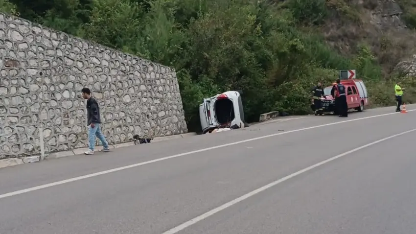 Amasra Tüneli çıkışında feci kaza: Müzik öğretmeni öldü, bebeği yaralandı