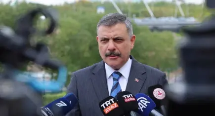 Bakan Çiftçi duyurdu: Eski bakan Namık Gedik'in naaşı Menderes'in yanına taşınıyor