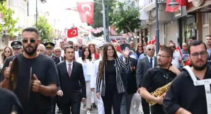 Çeşme’nin kurtuluşunun 104. yılı coşkuyla kutlandı