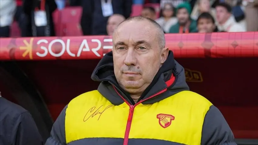 Göztepe’den kötü gidişatın ortasında Stanimir Stoilov hamlesi: Sözleşme 2028’e uzatıldı! haberinin görseli