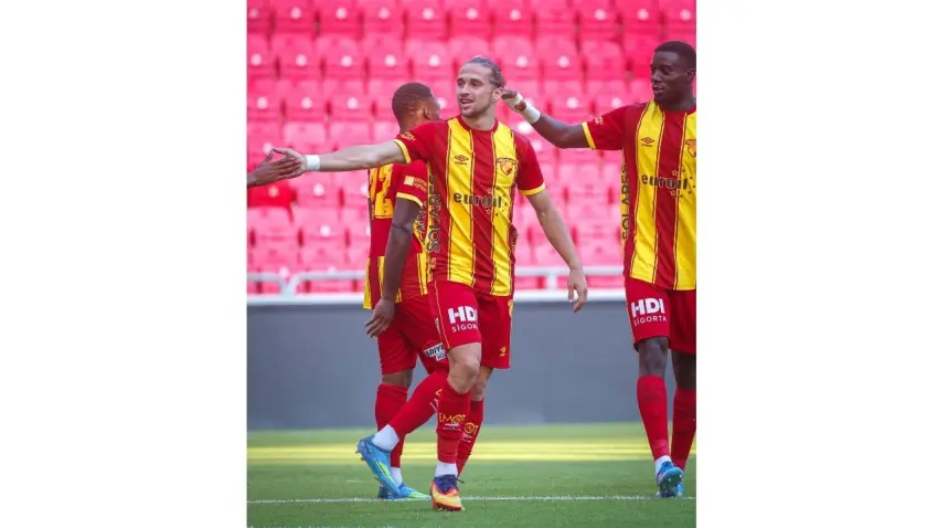 Göztepe kötü gidişatın içinde Arda Okan Kurtulan’la parlıyor haberinin görseli