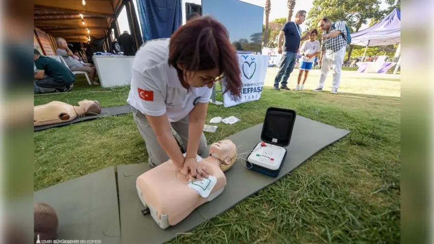 İzmir’de kalp krizlerine karşı 30 yeni OED cihazı