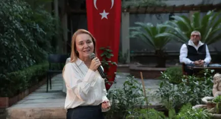Kemeraltı’nın lezzet hafızası Konak’ta konuşuldu