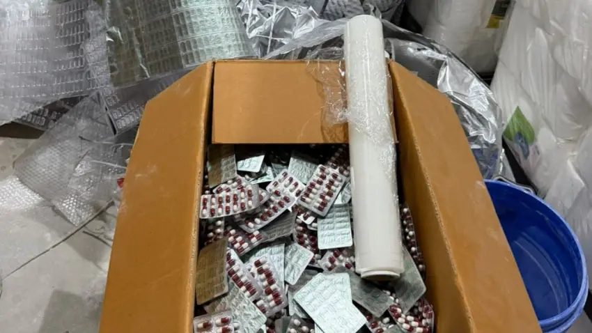 Mersin'de plastik tesisine uyuşturucu baskını haberinin görseli
