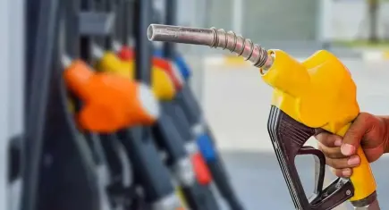 Motorin 100 lirayı aştı, İzmirli taksiciler zam istedi