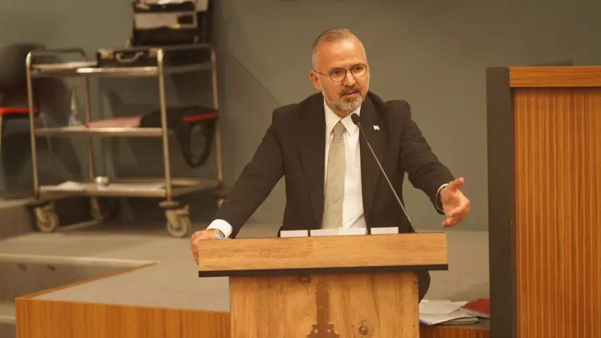 AK Parti’den İzmir ulaşımı için ortak irade vurgusu haberinin görseli