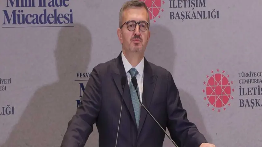 Burhanettin Duran’dan "Vesayet" Paneli Açıklaması: Türkiye’de vesayet dönemi bitmiştir haberinin görseli