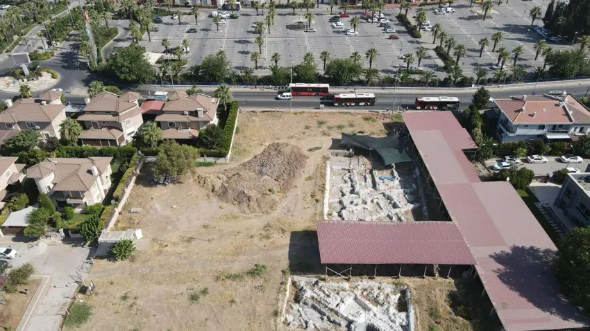 Yeşilova Höyüğü’nde 8 bin 500 yıllık yaşamın izleri ortaya çıkarılıyor haberinin görseli