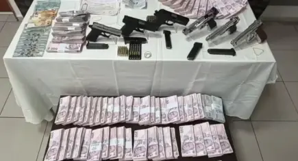 İzmir'de tefecilik operasyonu: 10 gözaltı