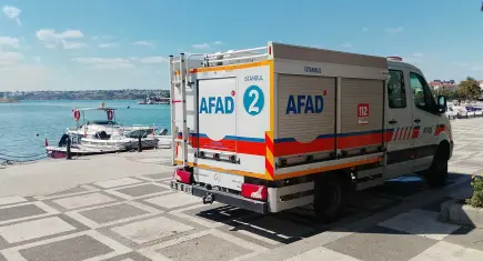 Silivri’de batan geminin 9 mürettebatını arama çalışmaları sürüyor