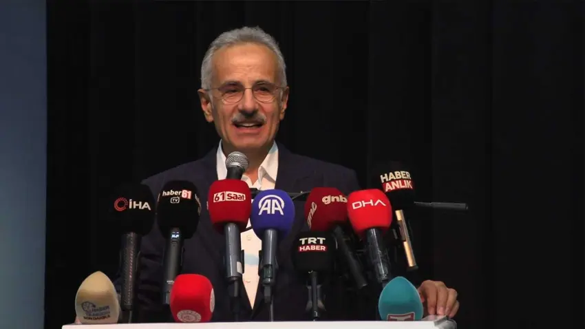 Uraloğlu: Ulaştırma ve altyapıya 355 milyar dolarlık yatırım yaptık haberinin görseli