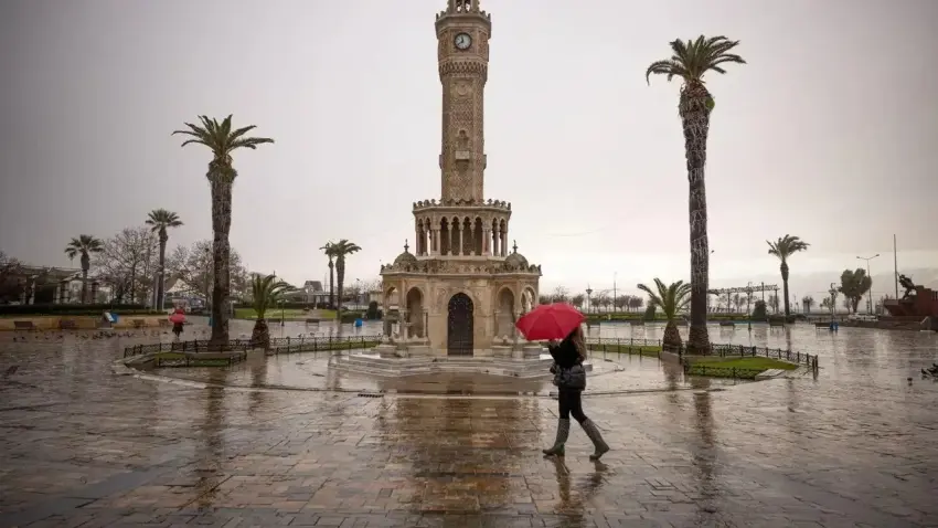 İzmir’de sıcaklıklar düşüyor, yağış geliyor haberinin görseli