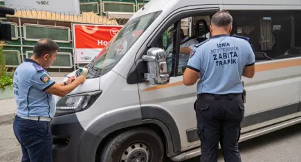 Okul servislerinde güvenlik denetimi: 445 araca ceza kesildi