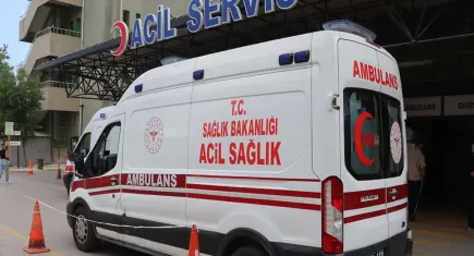 Sokak ortasında bıçaklı kavga: 15 yaşındaki çocuk katil oldu