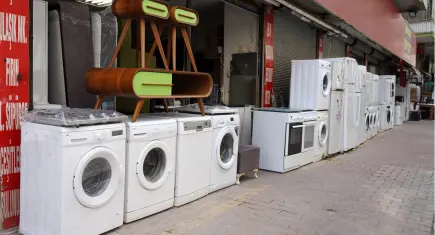 Üniversite öğrencileri ev kurarken bütçeyi spot eşyayla koruyor