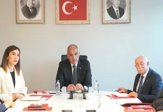 Bakan Mehmet Nuri Ersoy, Alevi-Bektaşi Kültür ve Cemevi Başkanlığı Danışma Kurulu ilk toplantısına başkanlık etti