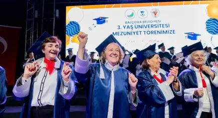 Balçova’da 3’üncü Yaş Üniversitesi’nde yeni dönem başlıyor