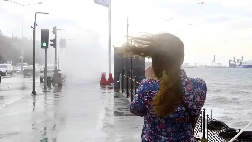 İstanbul Valiliği’nden kuvvetli sağanak uyarısı haberinin görseli