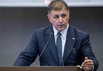 Sinan Burhan'dan İzmir siyasetini sarsacak iddia: Cemil Tugay ve Onur Emrah Yıldız AK Parti'ye mi geçiyor?