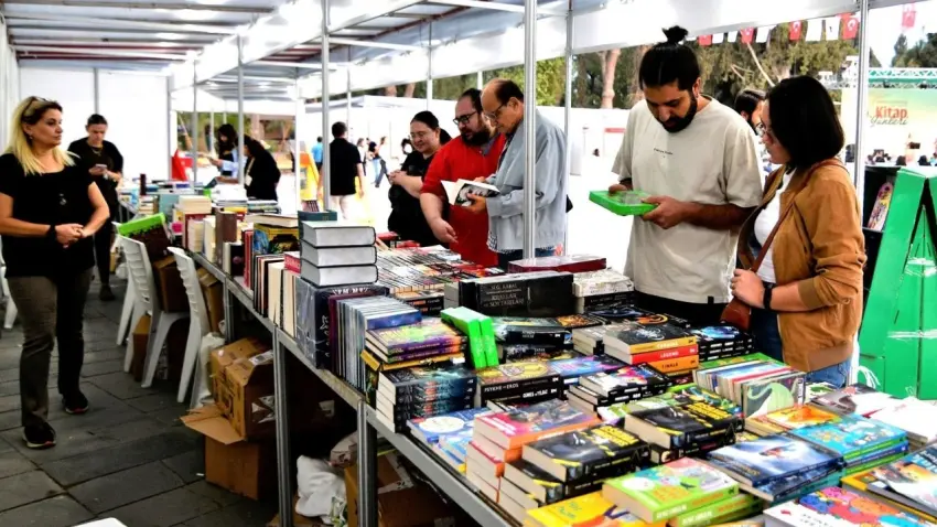 790 bin kitap Büyükpark’ta: Attila İlhan anısına 7. Kitap Günleri başlıyor!