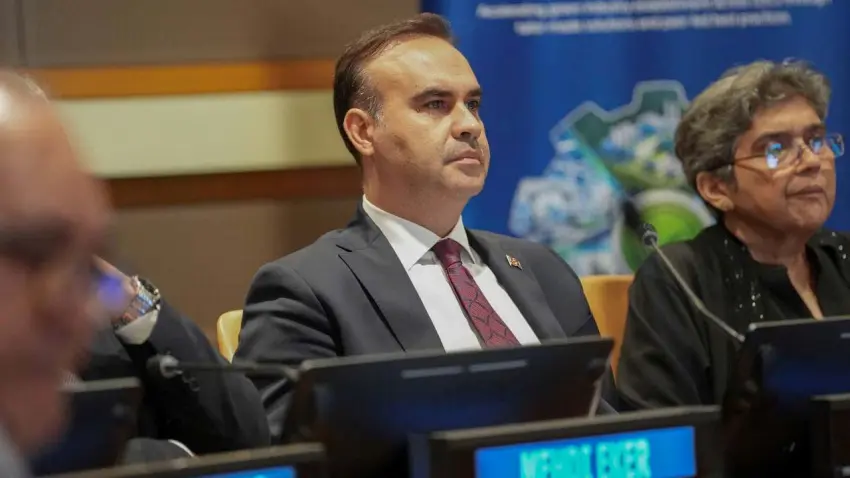 Bakan Kacır'dan New York'ta COP31 mesajı: Yeşil sanayileşme öncelikli olacak haberinin görseli